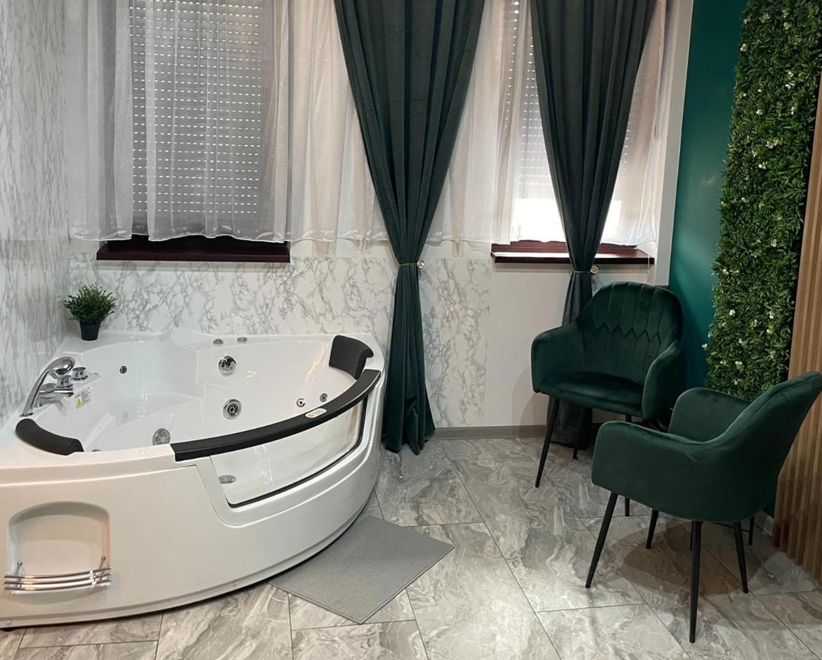 Spanish Apartman 2. Bagian luar foto